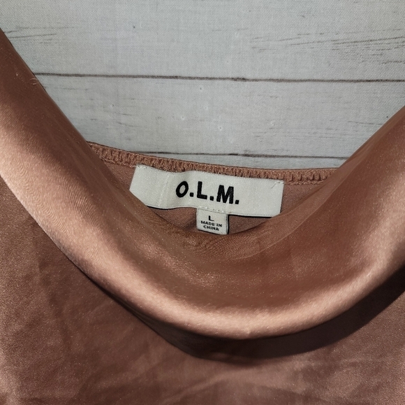 O.L.M. SATIN CROP CAMISOLE, SZ LARGE - Picture 3 of 6